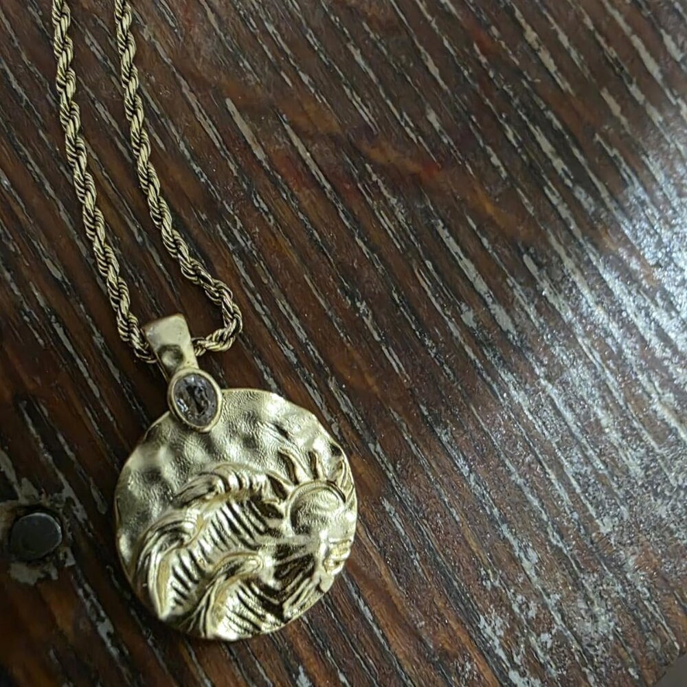 Neiman Marcus 14K Gold Plated Engraved Hamsa Stars Necklace - Picture 5 of 6